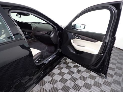 Used 2025 Cadillac CT5 V w/ LPO, ONYX Package AWD/4WD image 39