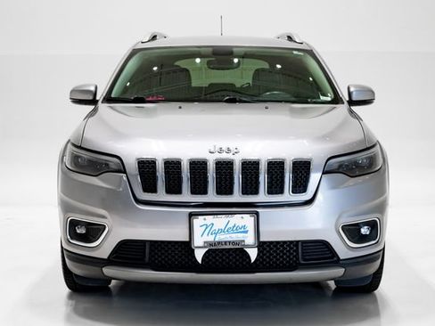 Used 2019 Jeep Cherokee Limited FWD image 4