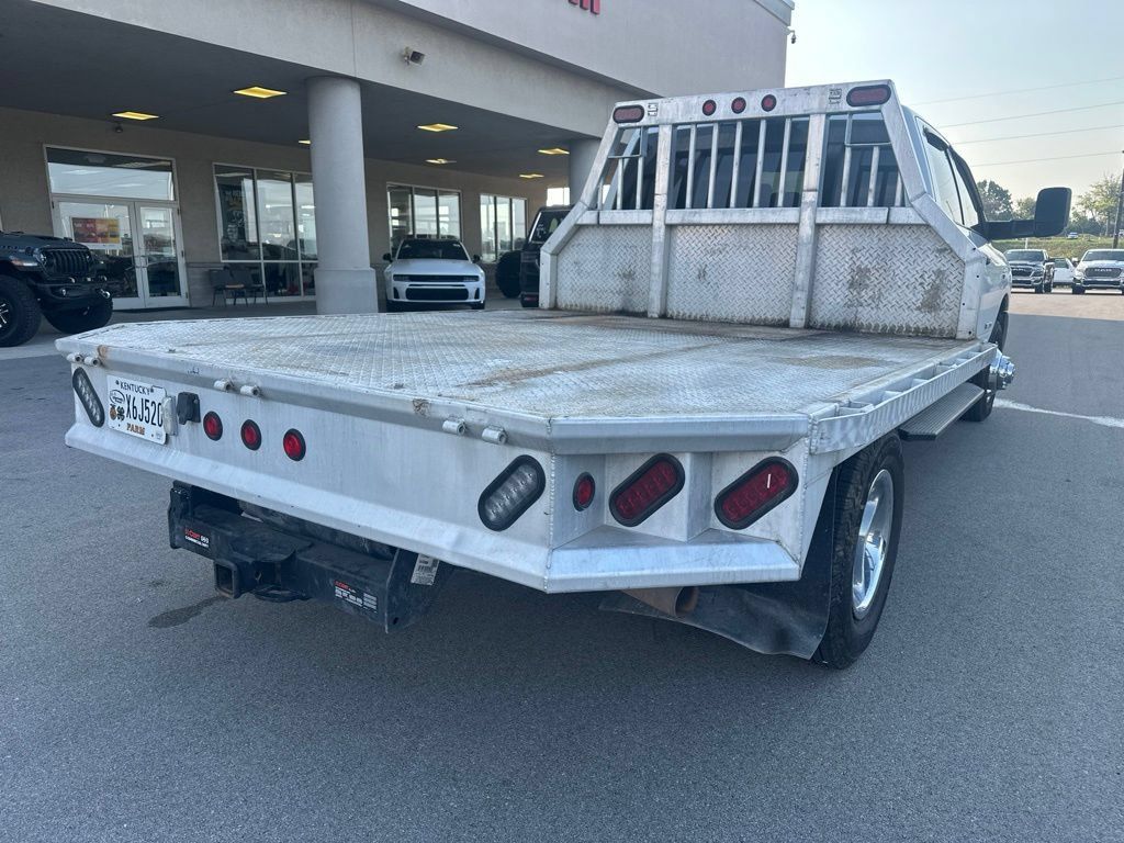 Used 2020 RAM 3500 Tradesman w/ Chrome Appearance Group AWD/4WD image 5