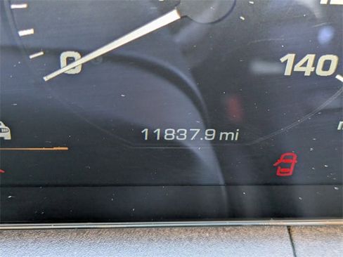 Used 2025 Ford Mustang EcoBoost image 20