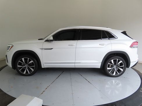 Used 2024 Volkswagen Atlas Cross Sport SEL Premium R-Line AWD/4WD image 7