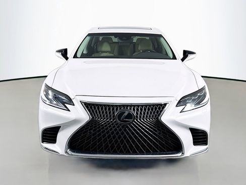 Used 2018 Lexus LS 500 image 2