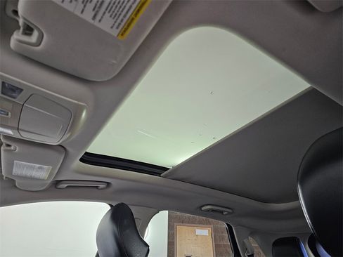 Used 2016 Ford Edge SEL w/ Equipment Group 201A image 26