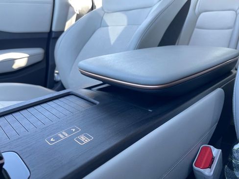 Used 2023 Nissan Ariya ENGAGE e-4ORCE image 22