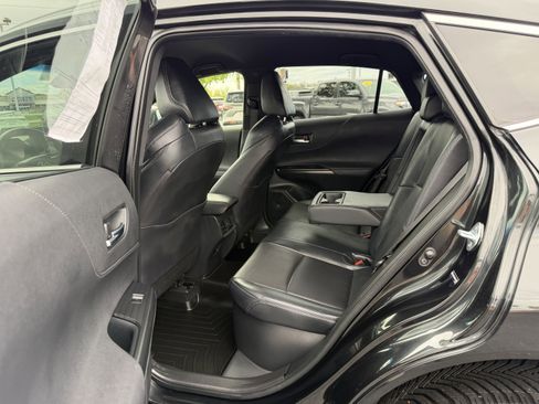 Used 2021 Toyota Venza XLE w/ Softex Package AWD/4WD image 15