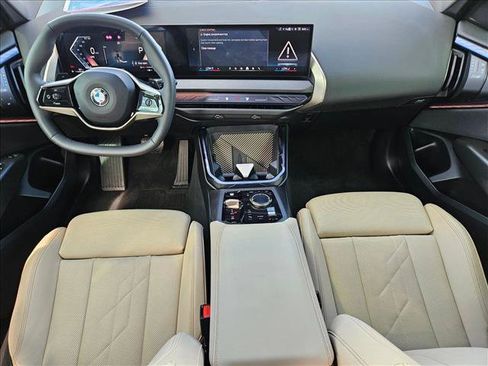 Used 2025 BMW X3 xDrive30i w/ Premium Package AWD/4WD image 17