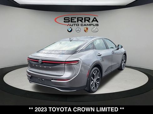 Used 2023 Toyota Crown AWD/4WD image 12