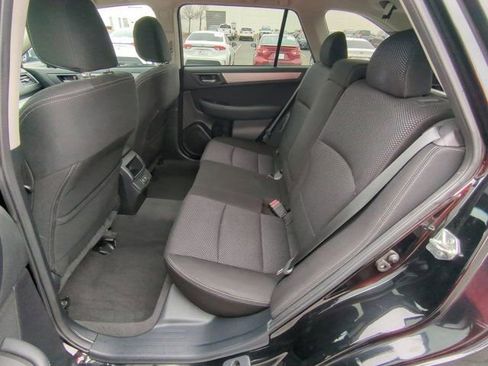 Used 2019 Subaru Outback 2.5i Premium w/ Popular Package #2 image 17