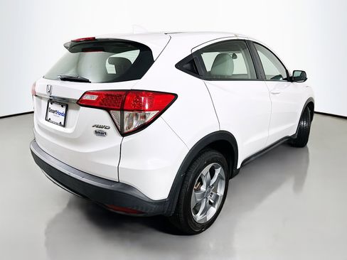 Used 2019 Honda HR-V LX image 7