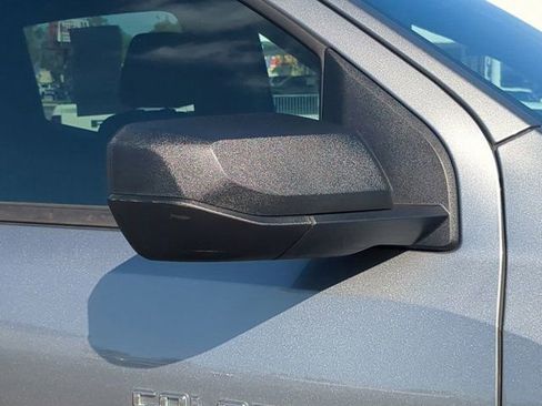 Used 2024 Chevrolet Colorado W/T image 11