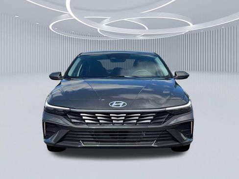 New 2026 Hyundai Elantra Hybrid FWD image 12