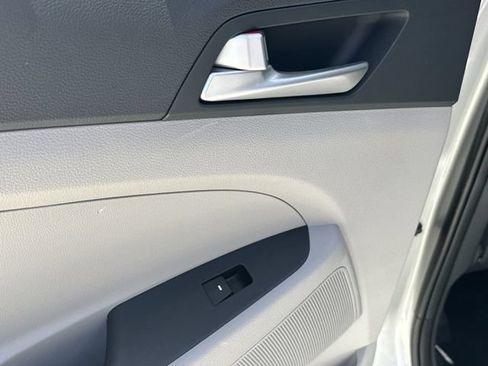 Used 2020 Hyundai Tucson SE FWD image 14