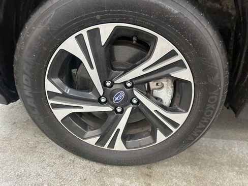 Used 2024 Subaru Crosstrek 2.0i Premium image 29