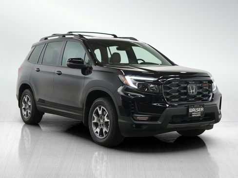 Used 2023 Honda Passport TrailSport image 7