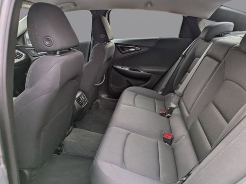 Used 2024 Chevrolet Malibu LT image 14