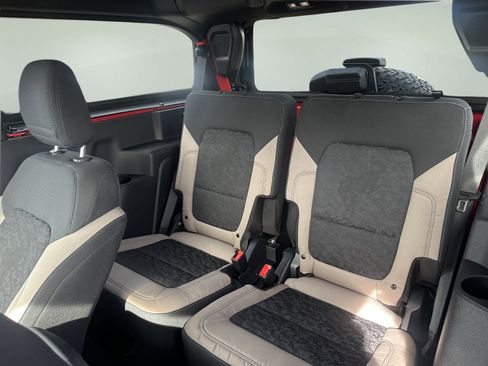 Certified 2022 Ford Bronco Wildtrak image 10