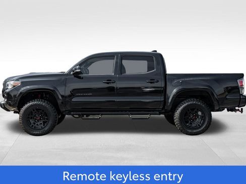 Used 2021 Toyota Tacoma TRD Sport AWD/4WD image 4