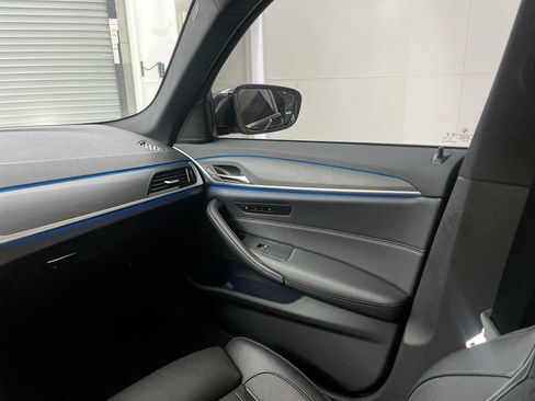 Used 2023 BMW 530e xDrive w/ Luxury Seating Package AWD/4WD image 11