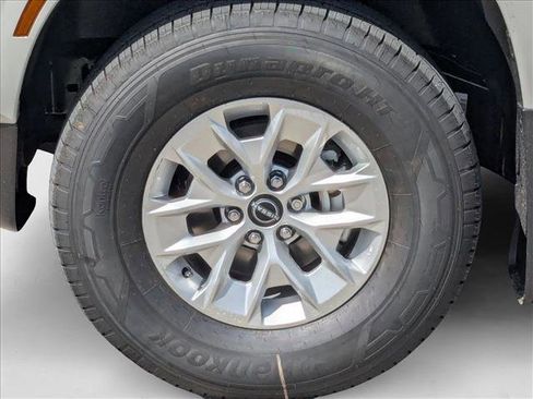 New 2026 Nissan Frontier S image 9