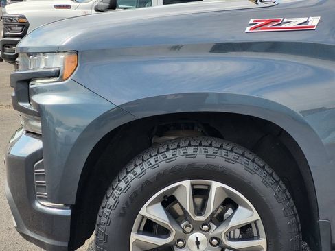 Used 2021 Chevrolet Silverado 1500 RST w/ Z71 Off-Road Package AWD/4WD image 11