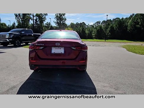New 2025 Nissan Sentra SR image 30