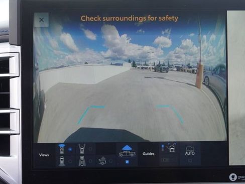 Used 2023 Toyota Tundra Platinum AWD/4WD image 32