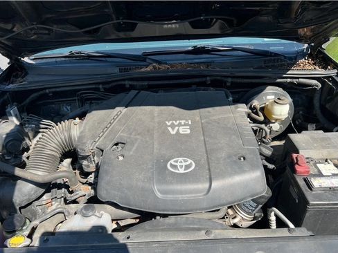 Used 2012 Toyota Tacoma 4x4 Double Cab w/ TRD Sport Pkg image 16