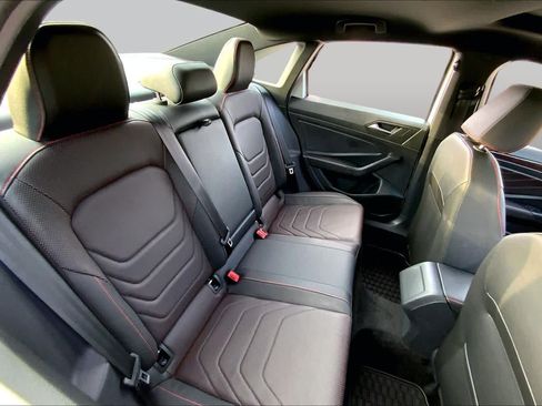 Used 2024 Volkswagen Jetta GLI Autobahn FWD image 19