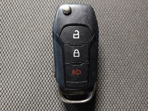 Used 2018 Ford F150 XLT AWD/4WD image 32