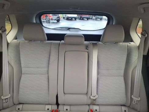 Used 2023 Nissan Rogue SV image 24