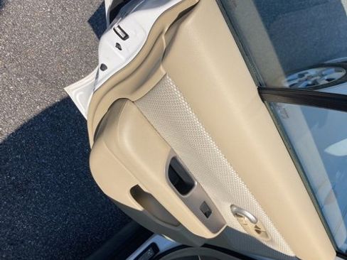 Used 2008 Nissan Versa SL w/ Convenience Pkg image 25