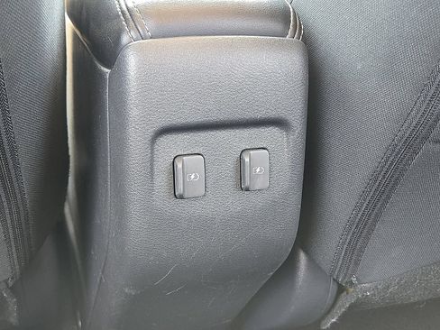 Used 2024 Nissan Kicks SV FWD image 16