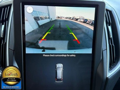 Used 2024 Ford Edge SEL image 13