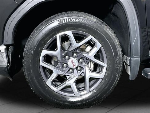 Used 2023 GMC Sierra 1500 SLT RWD image 11