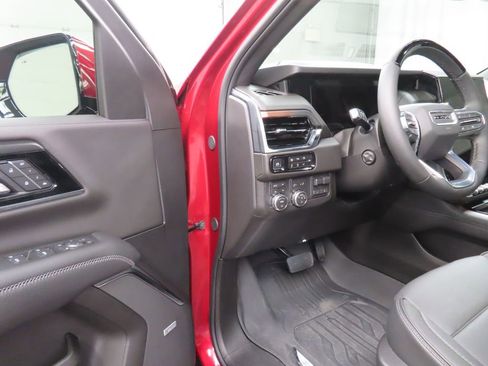 Used 2026 GMC Yukon Denali w/ Denali Reserve Package image 61