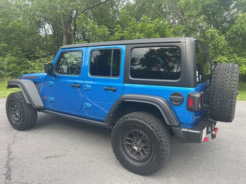 Used 2021 Jeep Wrangler Unlimited Rubicon w/ Xtreme Recon 35" Tire Package AWD/4WD image 5