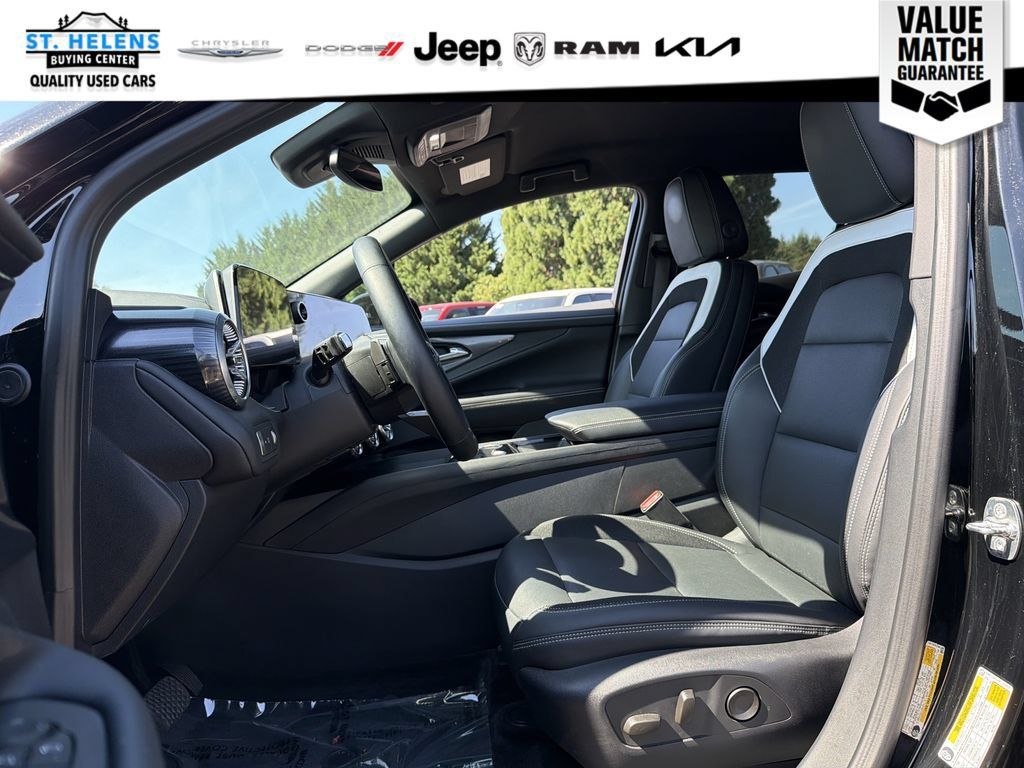 Used 2024 Chevrolet Blazer EV LT AWD/4WD image 12