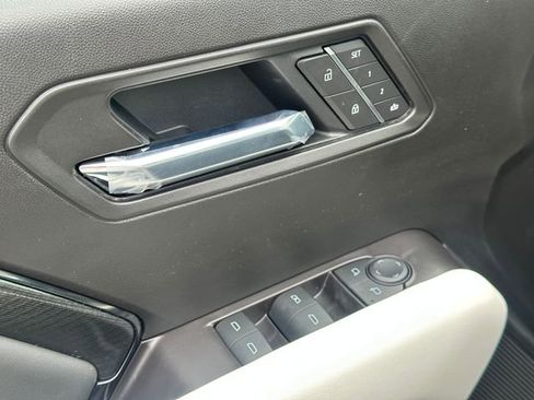 New 2026 GMC Canyon AT4X w/ LPO, Black Badging Package image 20