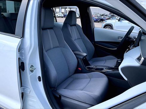 Used 2024 Toyota Corolla SE image 9