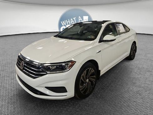 Used 2019 Volkswagen Jetta SEL Premium FWD image 9