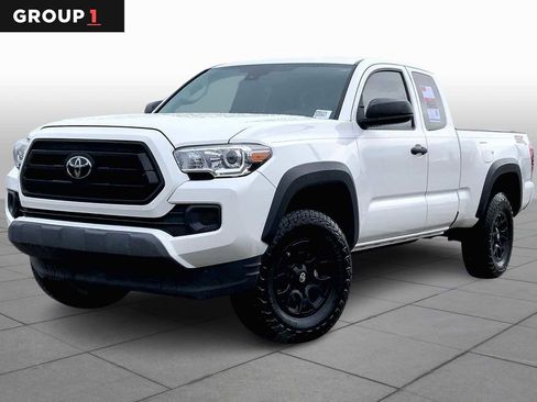 Used 2022 Toyota Tacoma SR image 1