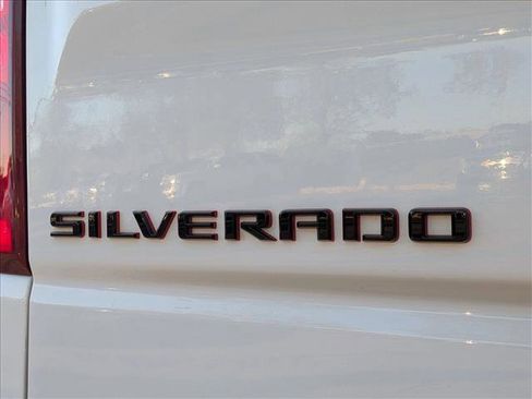 Certified 2023 Chevrolet Silverado 1500 RST w/ Redline Edition image 23