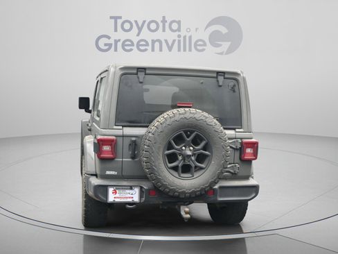 Used 2020 Jeep Wrangler Unlimited Sahara AWD/4WD image 11