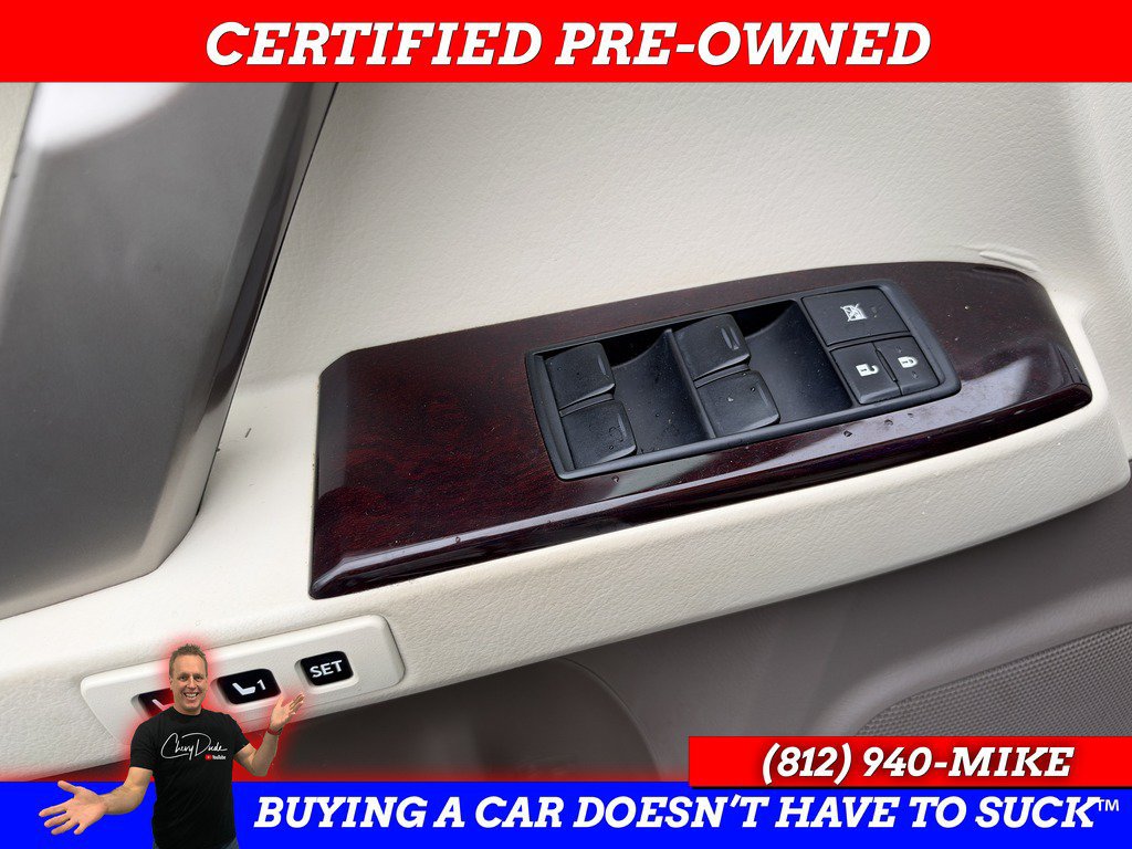 Used 2014 Lexus GX 460 w/ Premium Package AWD/4WD image 25