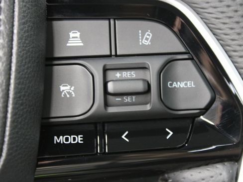 Used 2025 Toyota Sequoia Platinum image 56