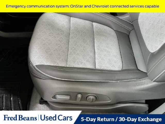 Used 2022 Chevrolet Bolt EUV Premier w/ Sun & Sound Package FWD image 24
