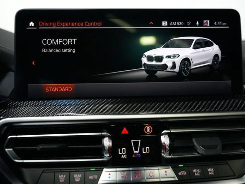 Used 2024 BMW X4 M40i AWD/4WD image 18