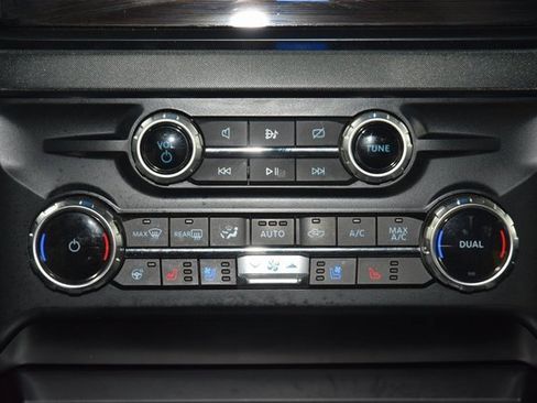 Used 2024 Ford F350 Limited w/ FX4 Off-Road Package image 33