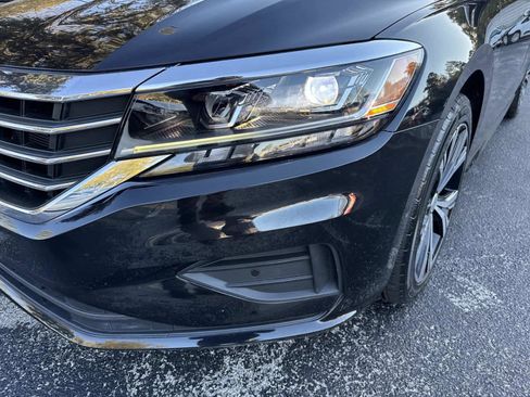 Certified 2020 Volkswagen Passat 2.0T SEL image 9