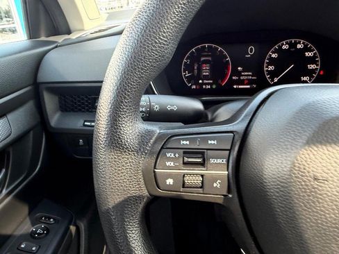 Used 2023 Honda CR-V EX image 12